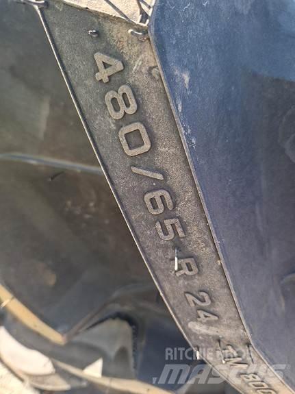 John Deere  Трактора