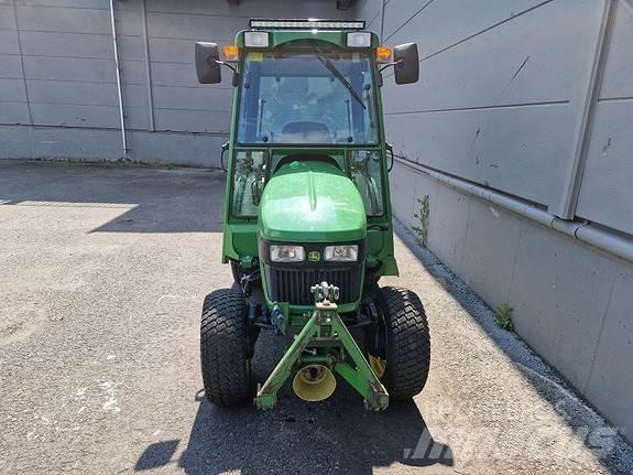 John Deere 2032R Трактора