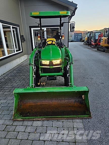 John Deere 3038E Трактора