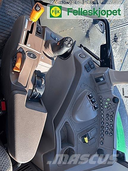 John Deere 6120M Трактора