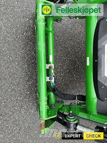 John Deere 6155R Трактора