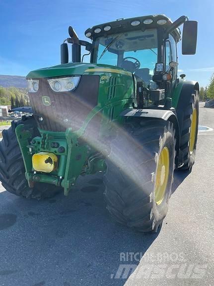 John Deere 6215 R Трактора