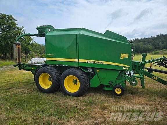 John Deere 744 Рулонные пресс-подборщики