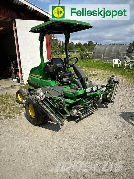 John Deere 7500A Коммунальная техника - Другие