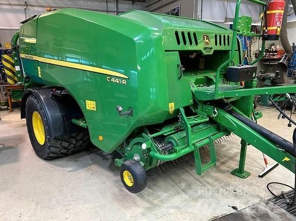 John Deere C441R Рулонные пресс-подборщики