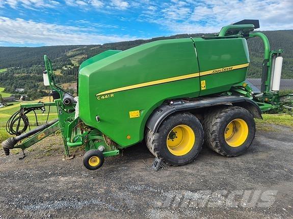 John Deere C441R Рулонные пресс-подборщики