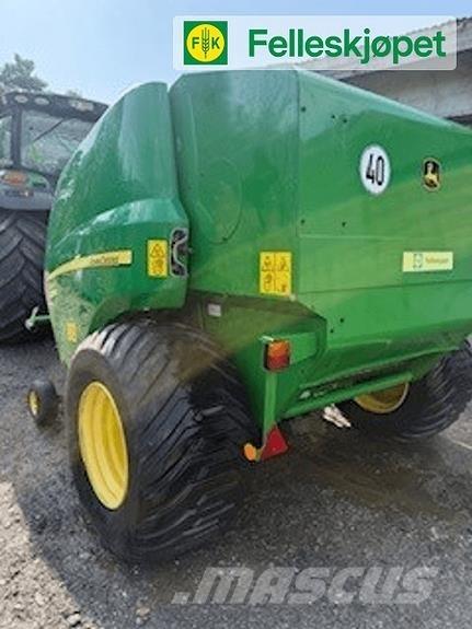 John Deere F440R Рулонные пресс-подборщики