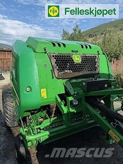 John Deere F440R Рулонные пресс-подборщики