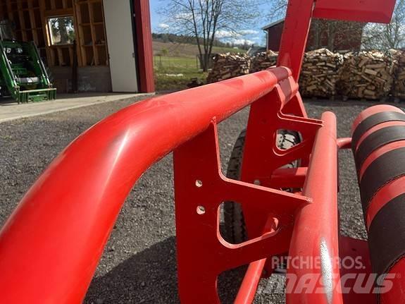 Kuhn RW1610 Рулонные пресс-подборщики