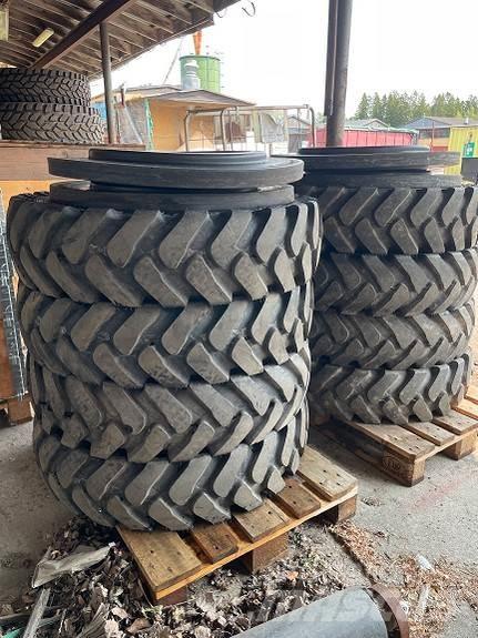 Kumho 10.00-20 Шины и колёса