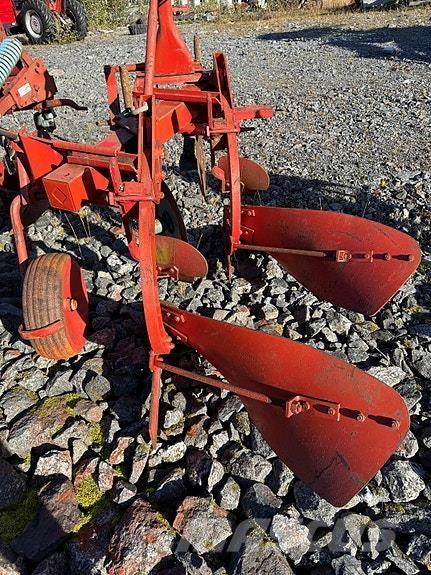 Kverneland 14 Обычные плуги