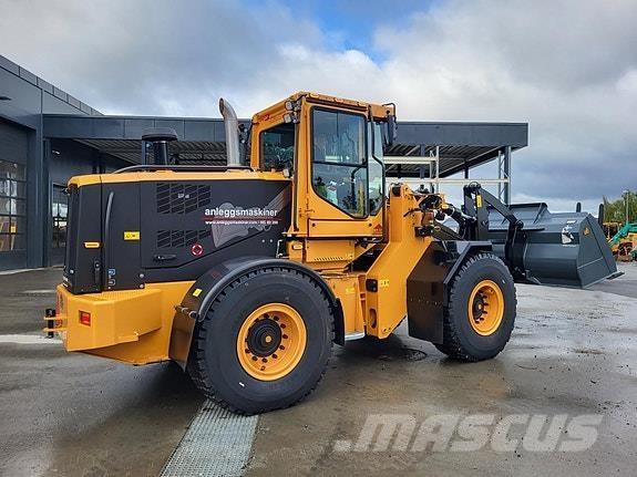 Ljungby  Фронтальные погрузчики