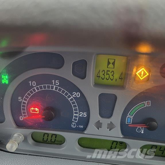 New Holland T6040 Трактора