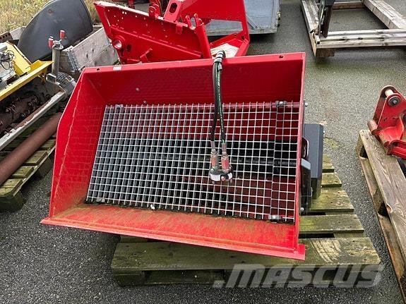 Norcar Sandstrøer Пескоразбрасыватели