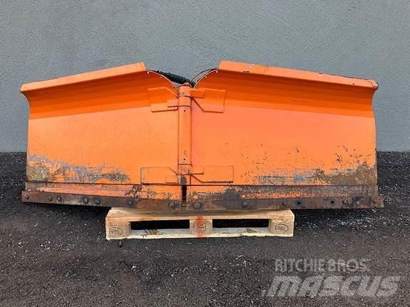 Pronar PUV-3000 Снежные отвалы и плуги