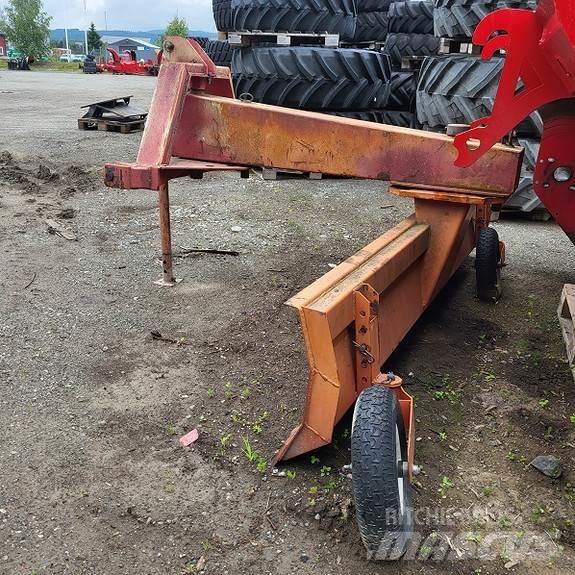 Sami 250 Снежные отвалы и плуги