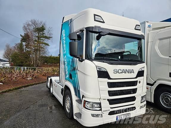 Scania R560 A6x2NB Седельные тягачи