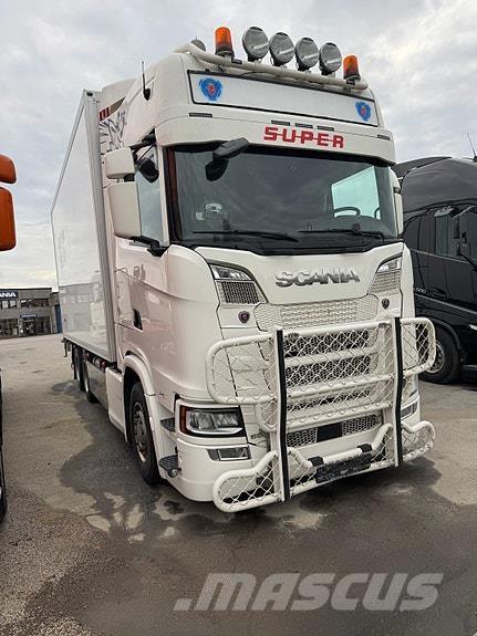 Scania S650B6X2NB Грузовики-Фургоны