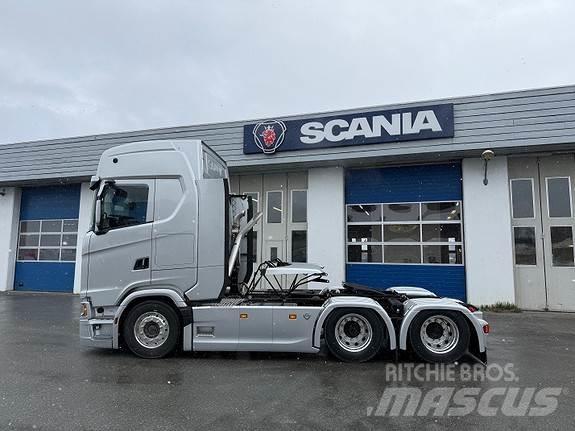 Scania S770 A6x4NB Седельные тягачи