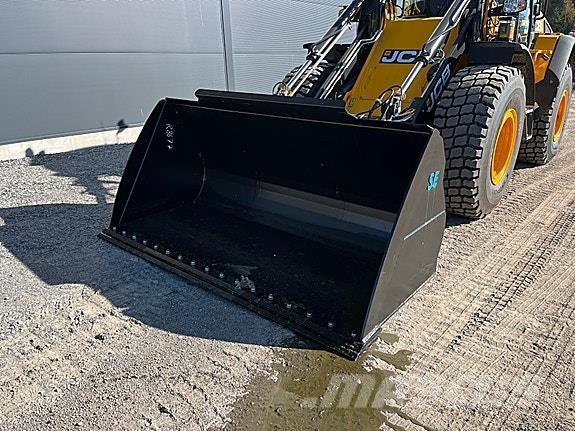  SE Universal Сельхозтехника - Другие