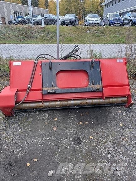 SMA 800 Другая техника для уборки снега