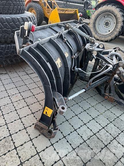 Tellefsdal 2,7m Снежные отвалы и плуги