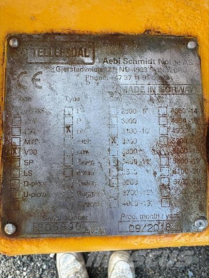 Tellefsdal V-90 Снежные отвалы и плуги