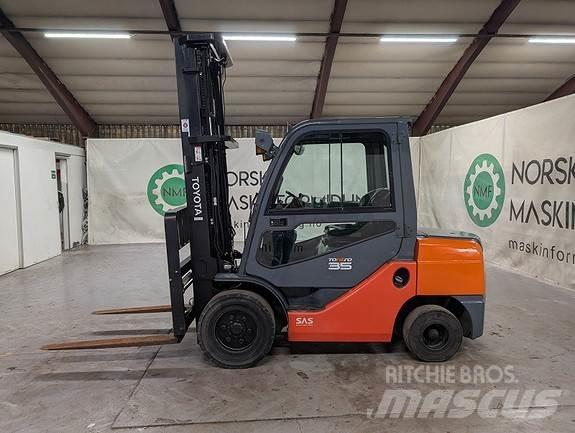 Toyota 52-8FDJF35 Дизельные погрузчики