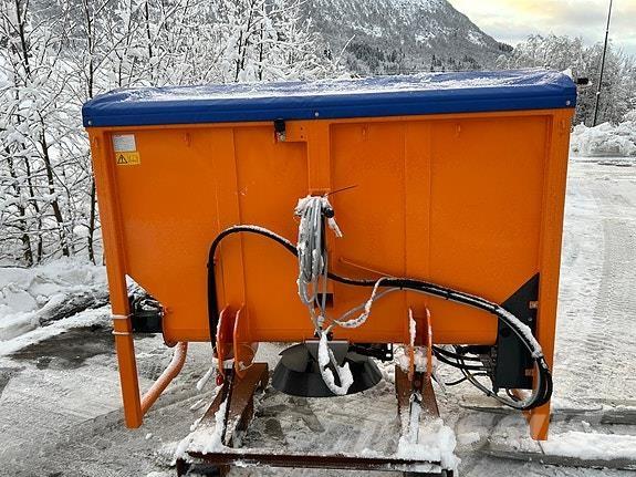  Traxos S15 VEP-490 Пескоразбрасыватели