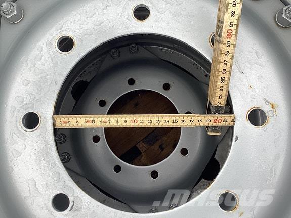 Trelleborg TM800 Сельхозтехника - Другие