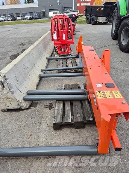 Underhaug 7813 Рулонные пресс-подборщики