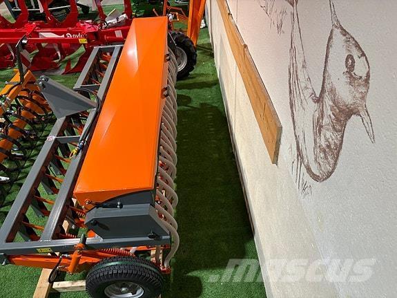 Underhaug UM7950 Сеялки