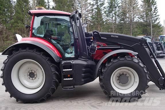 Valtra 235 Direct Трактора