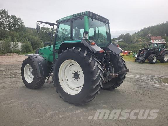 Valtra 6750-4 Трактора
