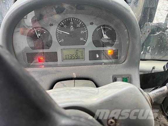 Valtra 6750-4 Трактора