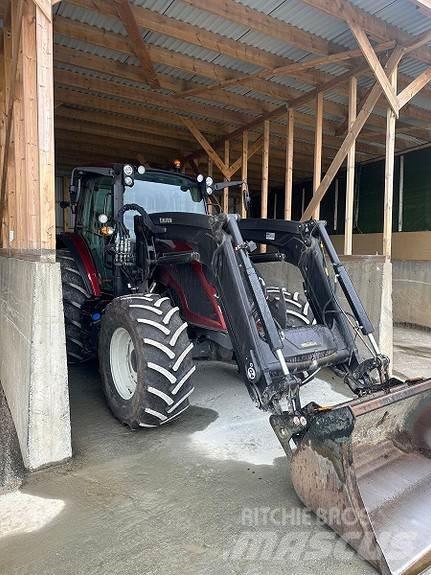 Valtra A105H4 Трактора