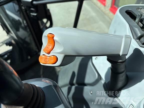 Valtra A114 Трактора