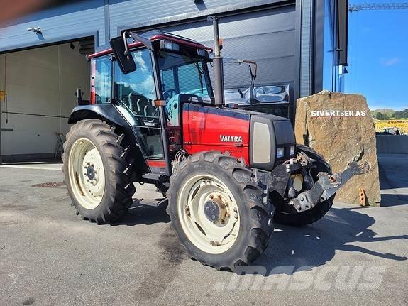 Valtra A75 - 4 Трактора