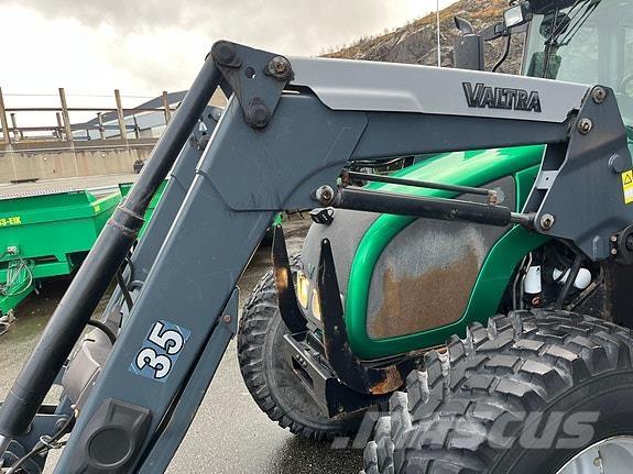 Valtra A83 Трактора