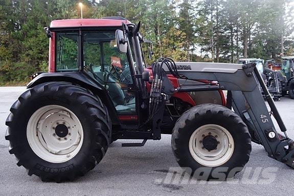Valtra A85 Трактора