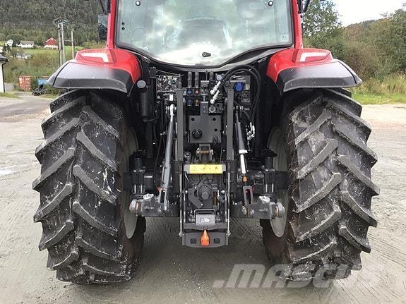 Valtra A95 Трактора