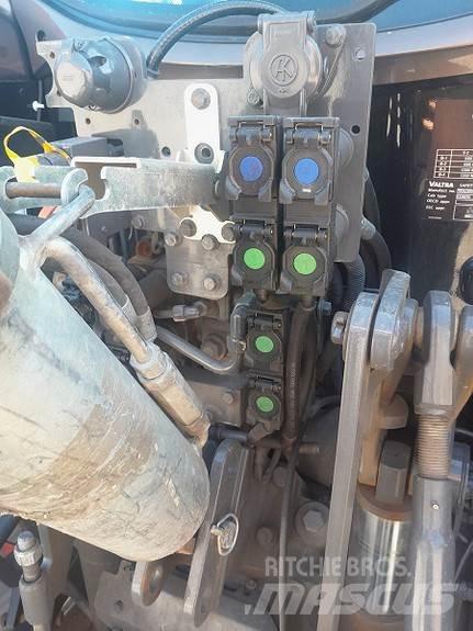 Valtra G105 Трактора