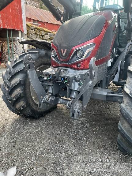 Valtra G125A Трактора
