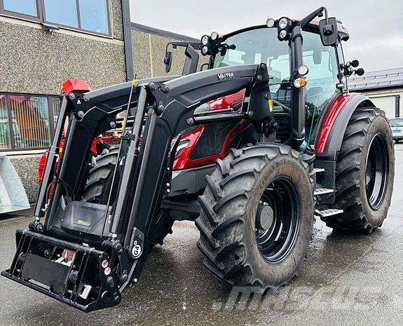 Valtra G135 Active Трактора