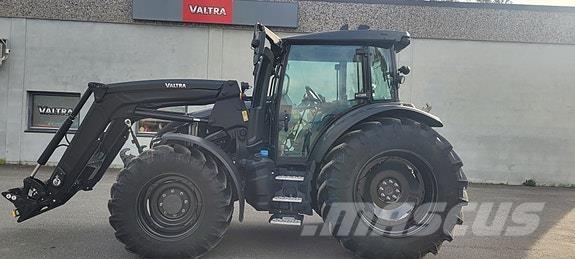 Valtra G135 Versu Трактора