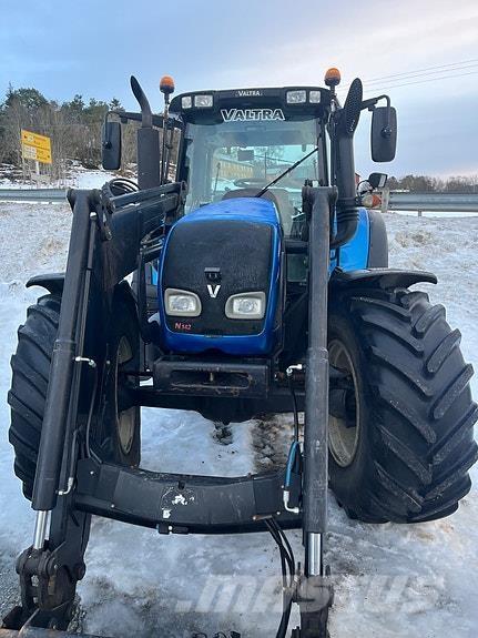 Valtra N-142 D Трактора