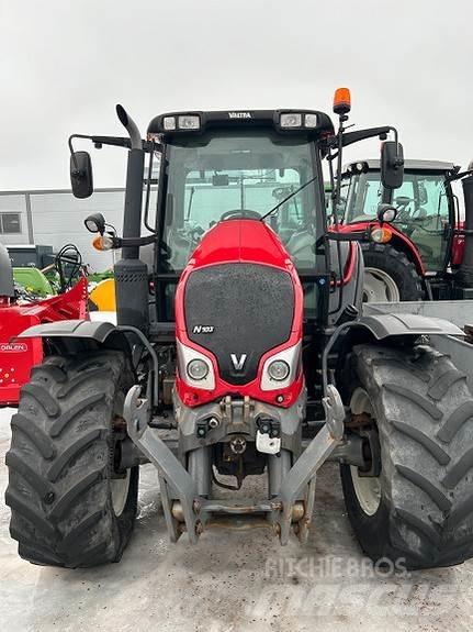 Valtra N103 Трактора