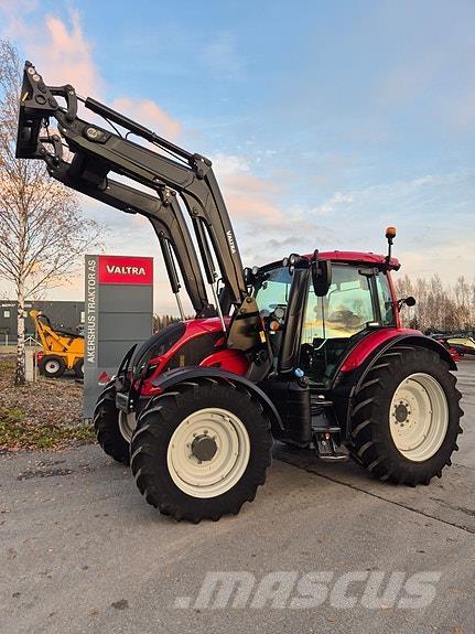 Valtra N104 Трактора