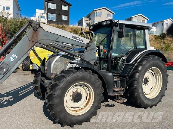Valtra N111 Трактора