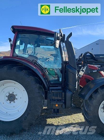 Valtra N124 Трактора